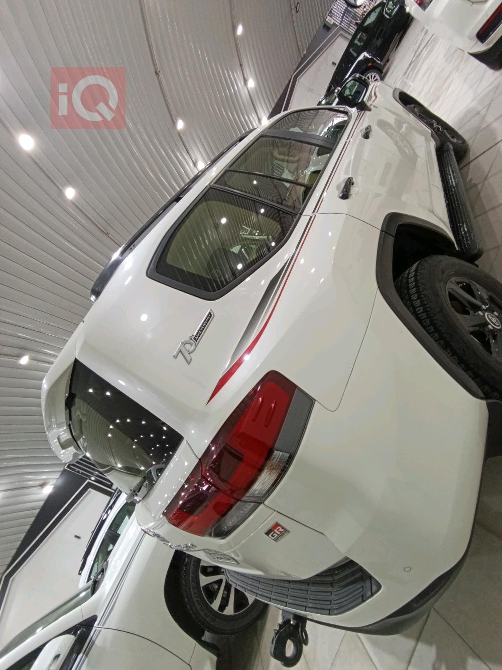 تويوتا لاندكروزر